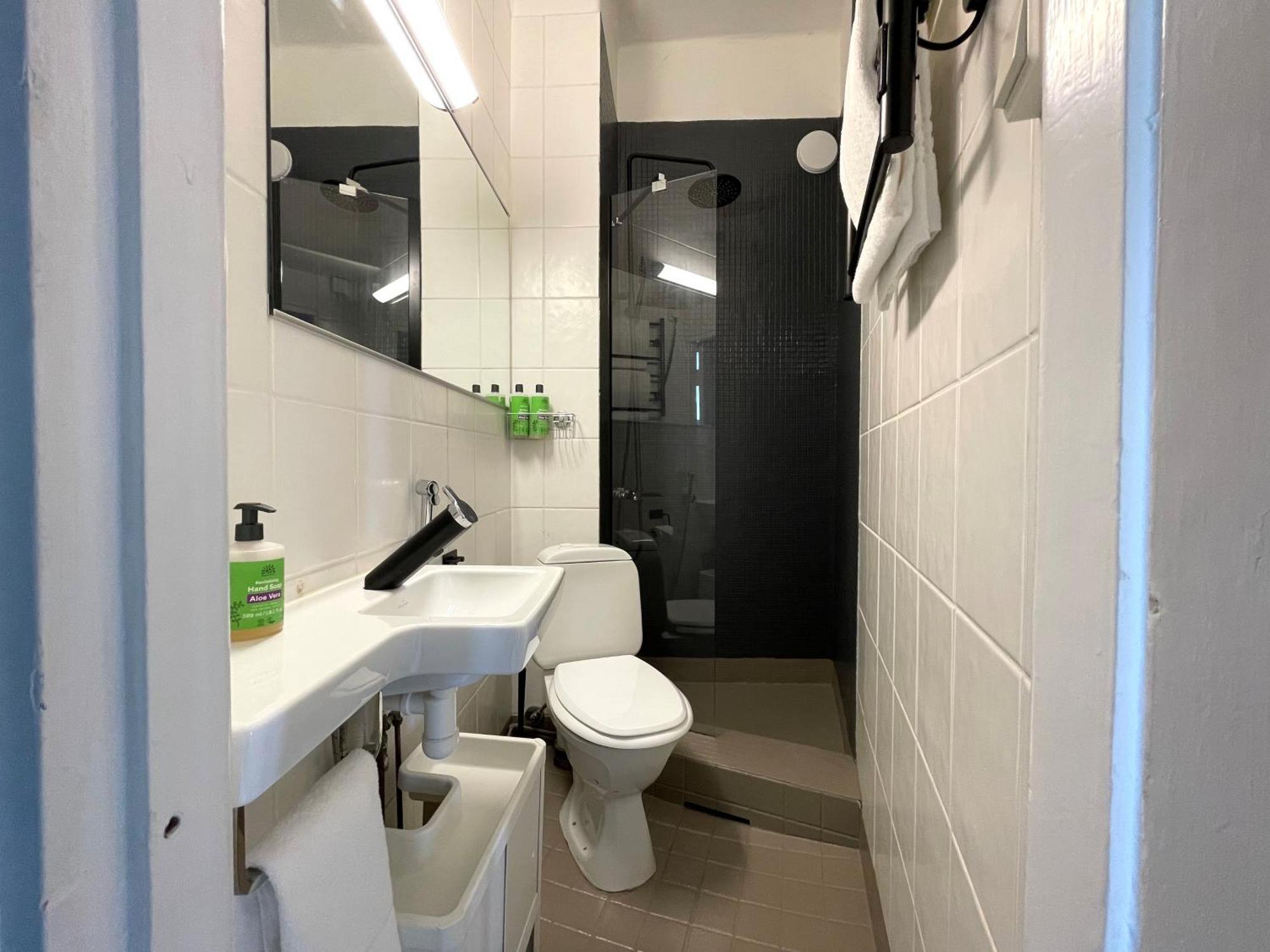 Pangsapuri 42 m² dengan 1 bilik tidur dan 1 bilik mandi peribadi di Pusat Bandar Helsinki Luaran gambar